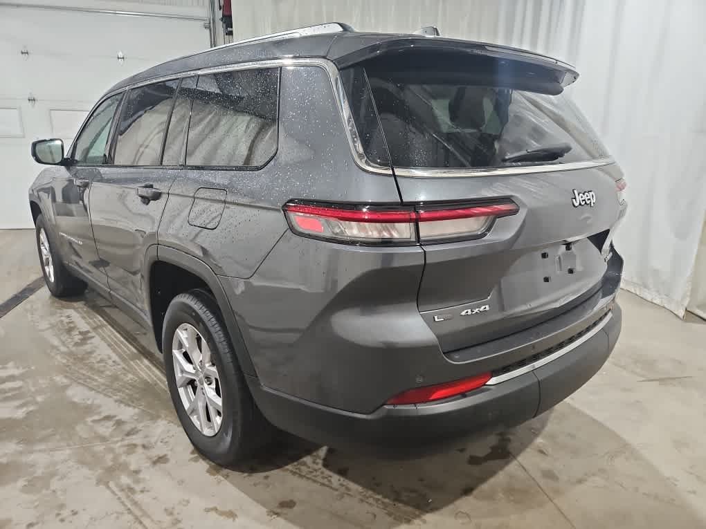 Used 2021 Metallic Jeep Limited image 5
