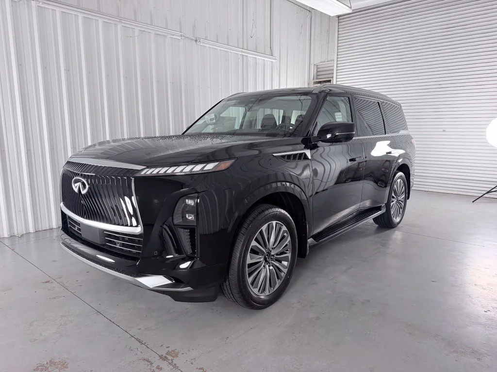 2027 INFINITI QX80