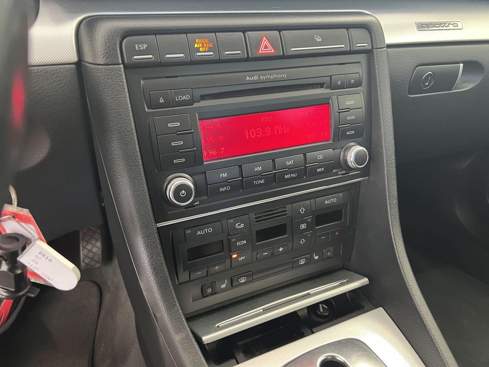 Used 2007 Light Silver Metallic Audi 2.0T image 16