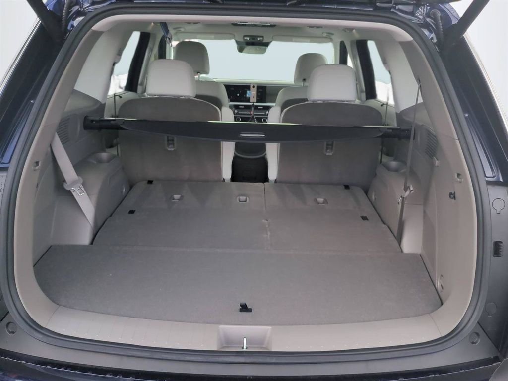 Used 2026 Blue Hyundai Blue SEL Premium image 14