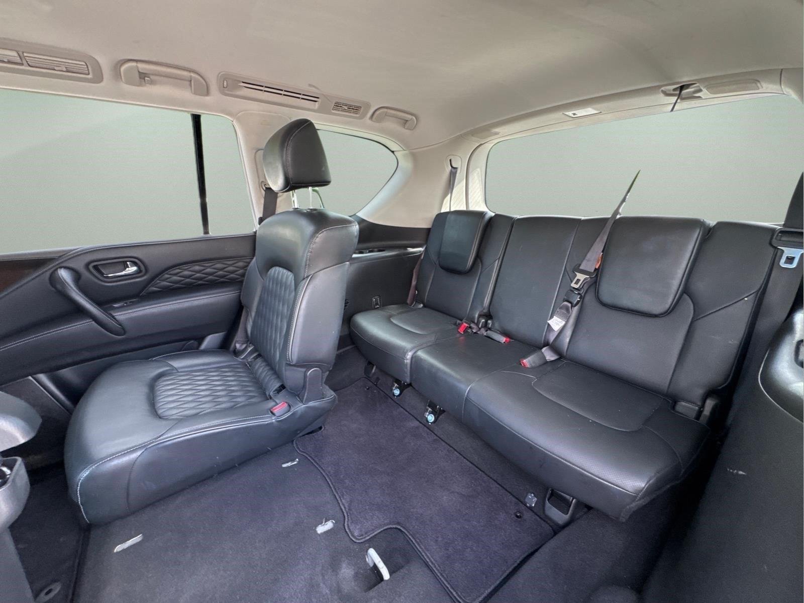 Used 2019  INFINITI  image 14