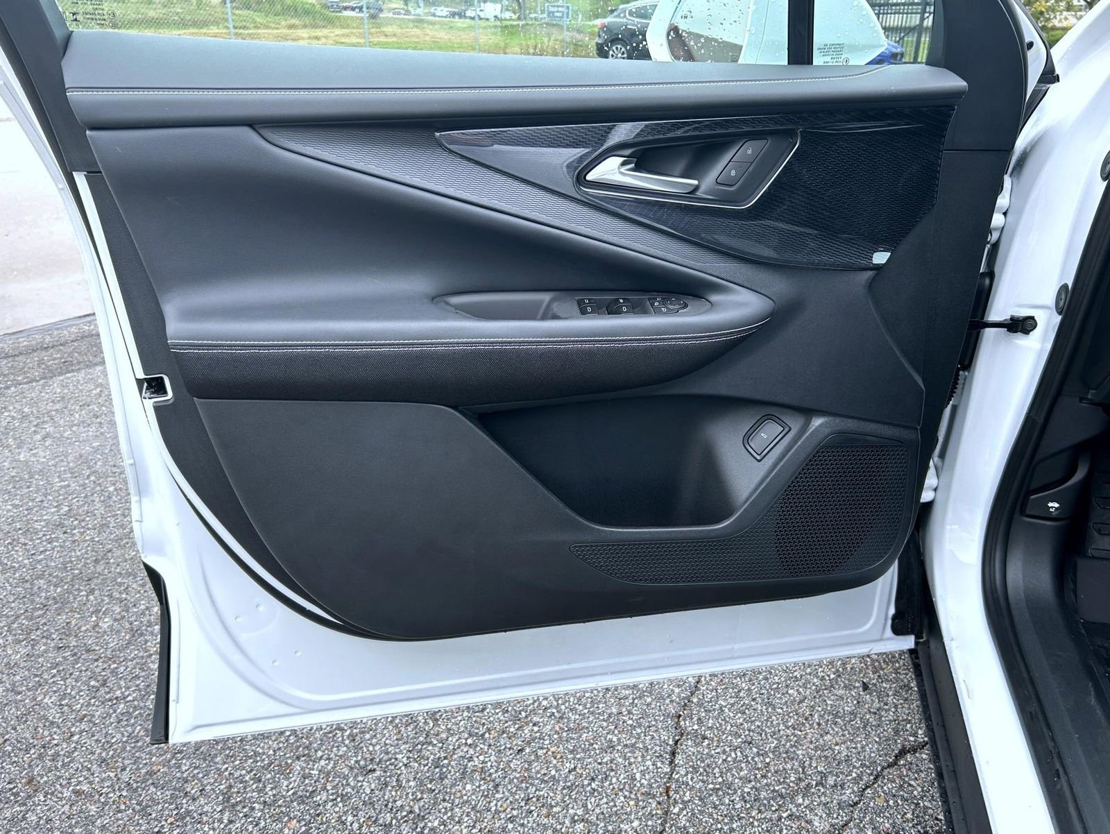 2026 Chevrolet Blazer EV LT - Photo 9