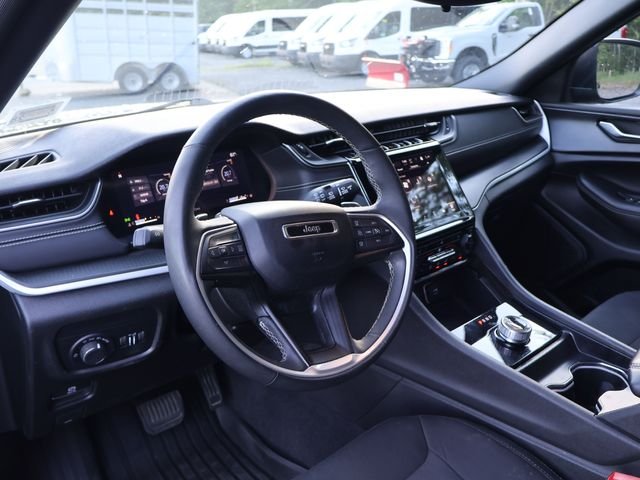 Used 2024 Black Jeep Laredo image 11