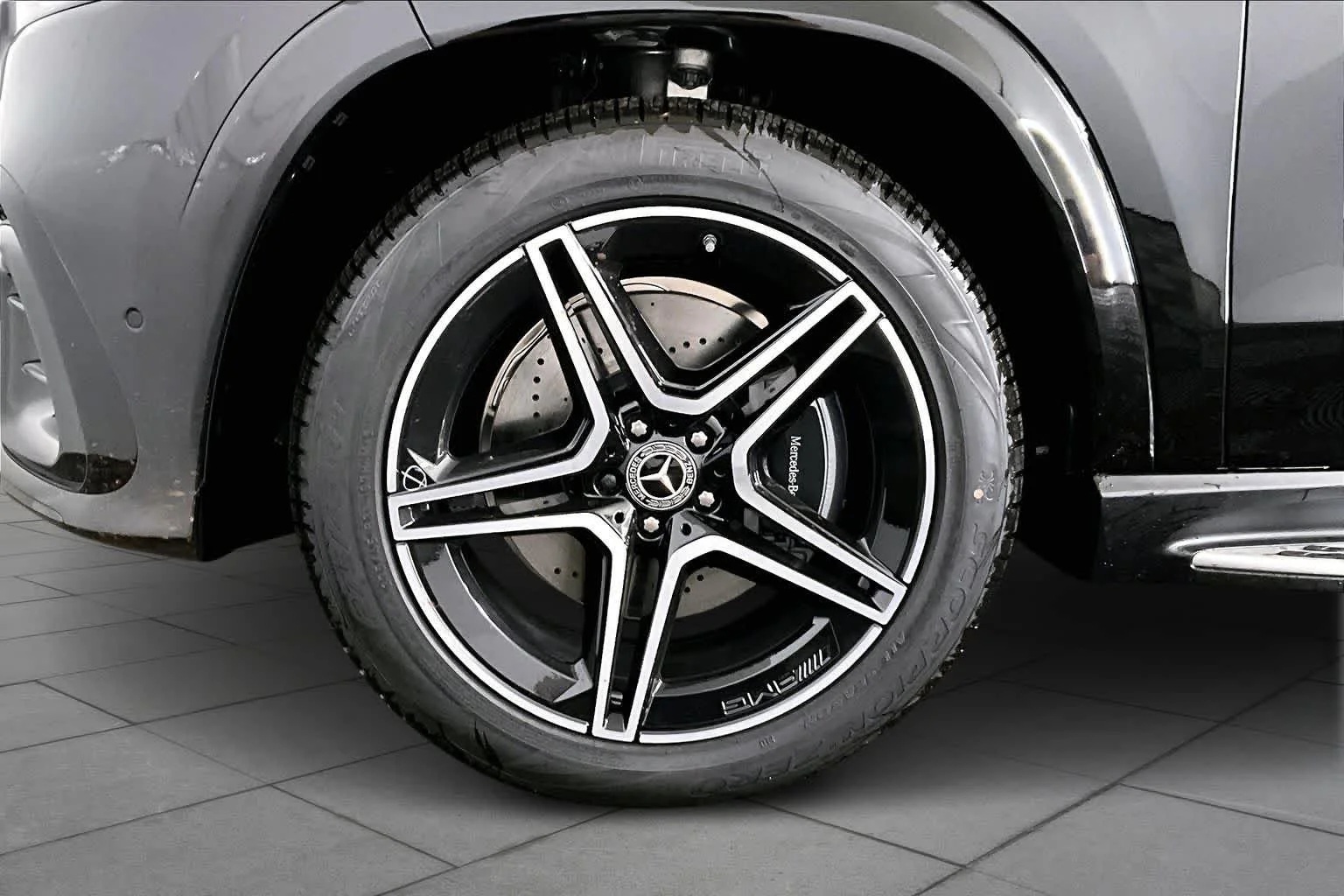 New 2026 Obsidian Black Metallic Mercedes-Benz GLS 450 image 17