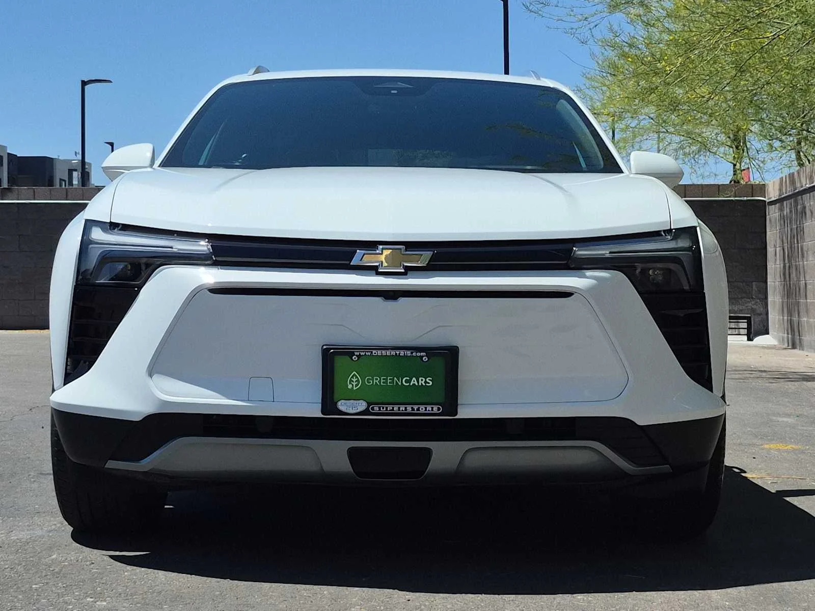 Used 2024 Summit White Chevrolet eAWD LT image 4