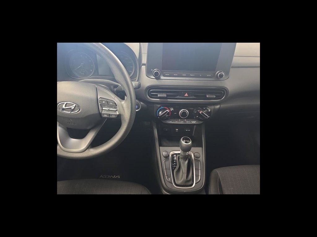 Used 2023 Red Hyundai SEL image 13