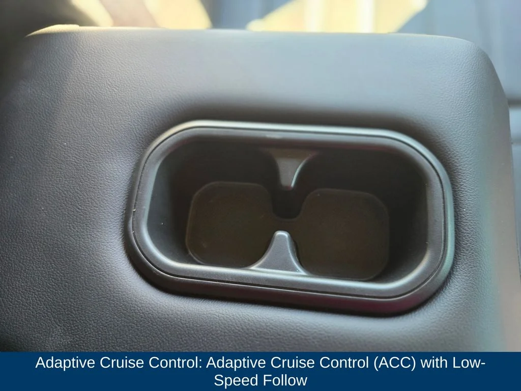 Used 2025 White Honda EX-L image 18