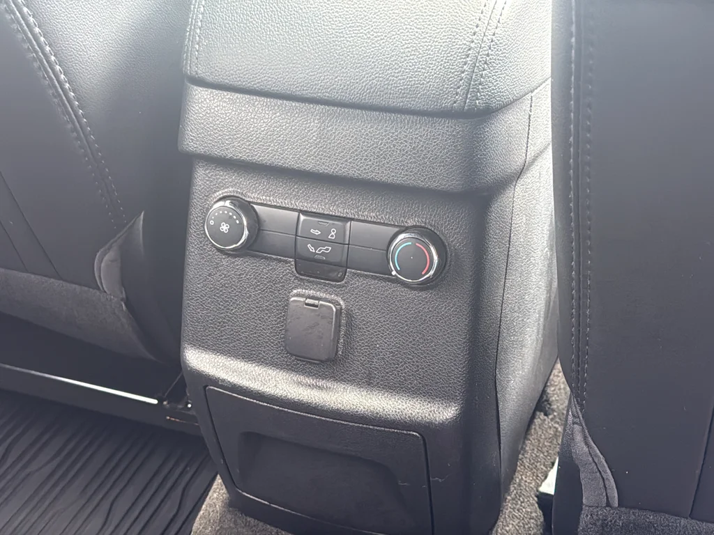 Used 2018 Black Ford XLT image 41