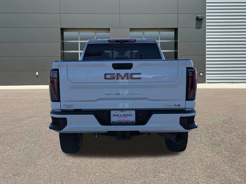 Used 2025 Summit White GMC AT4 image 7