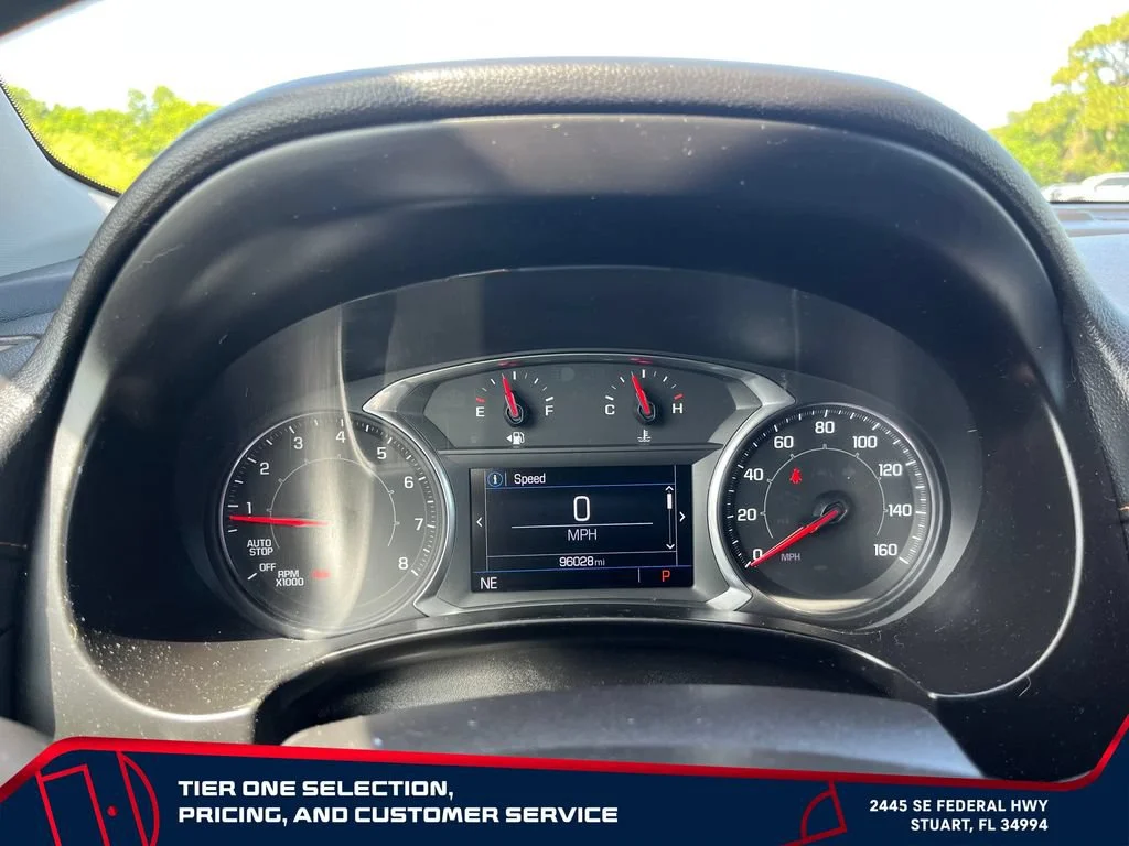 Used 2018 RED QUARTZ TINTCOAT GMC SLE image 28