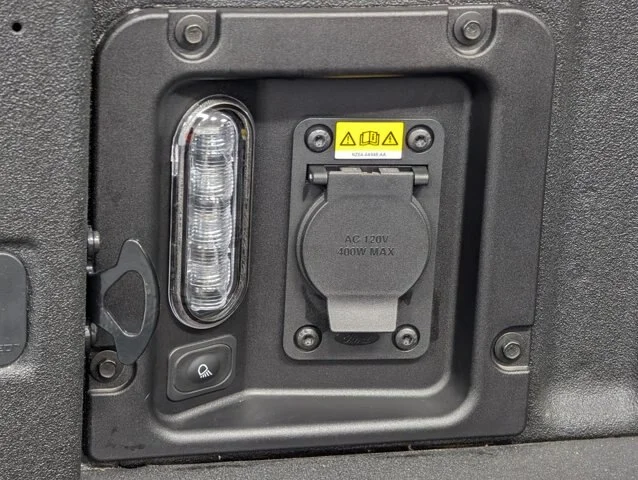 New 2026 Carbonized Gray Metallic Ford XLT image 47