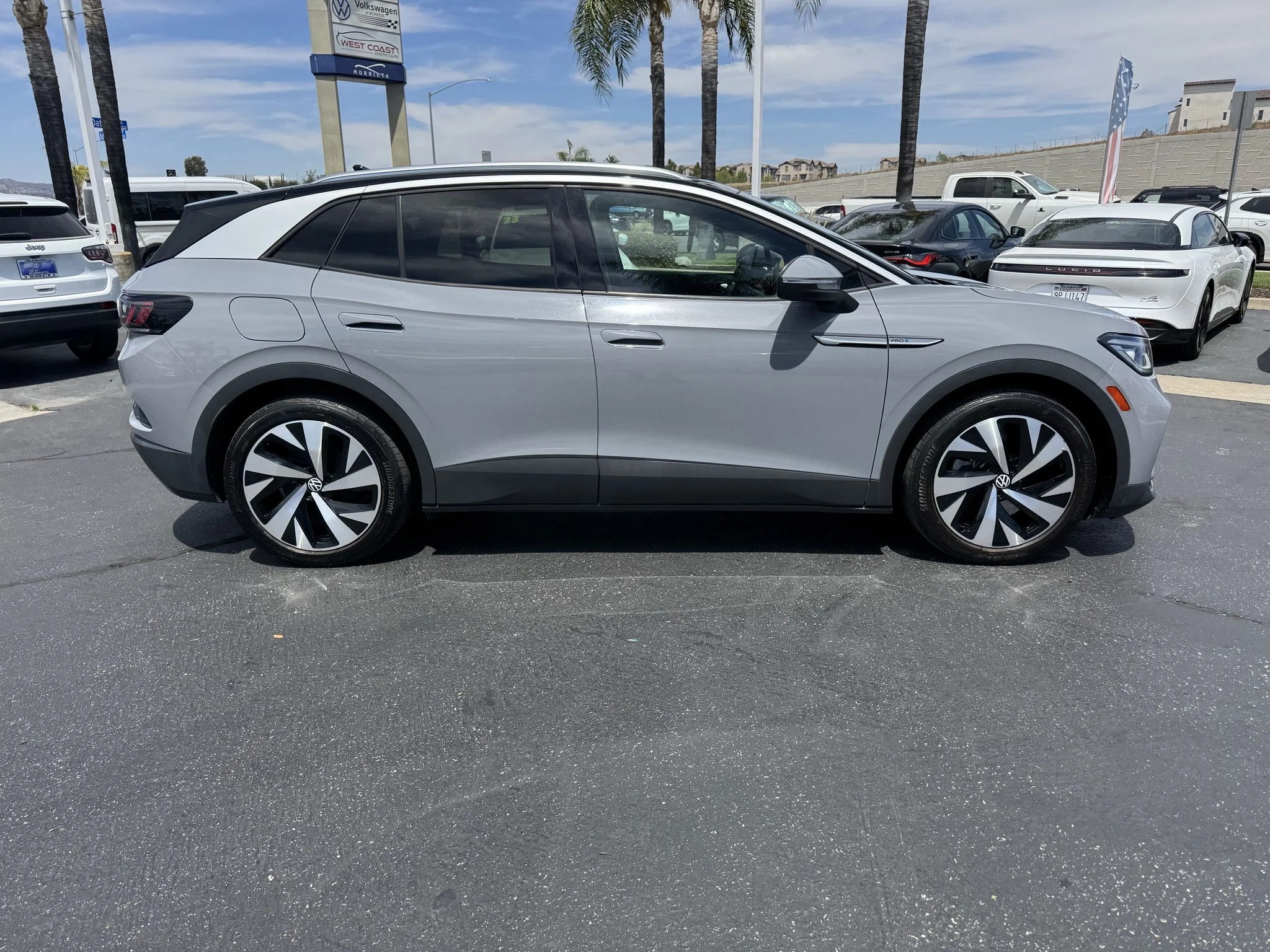 Used 2021 Black Roof Volkswagen Pro S w/ Gradient Pkg image 10