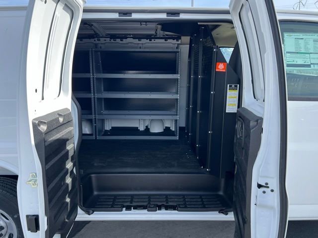 2025 Chevrolet Express Cargo Work Van - Photo 12