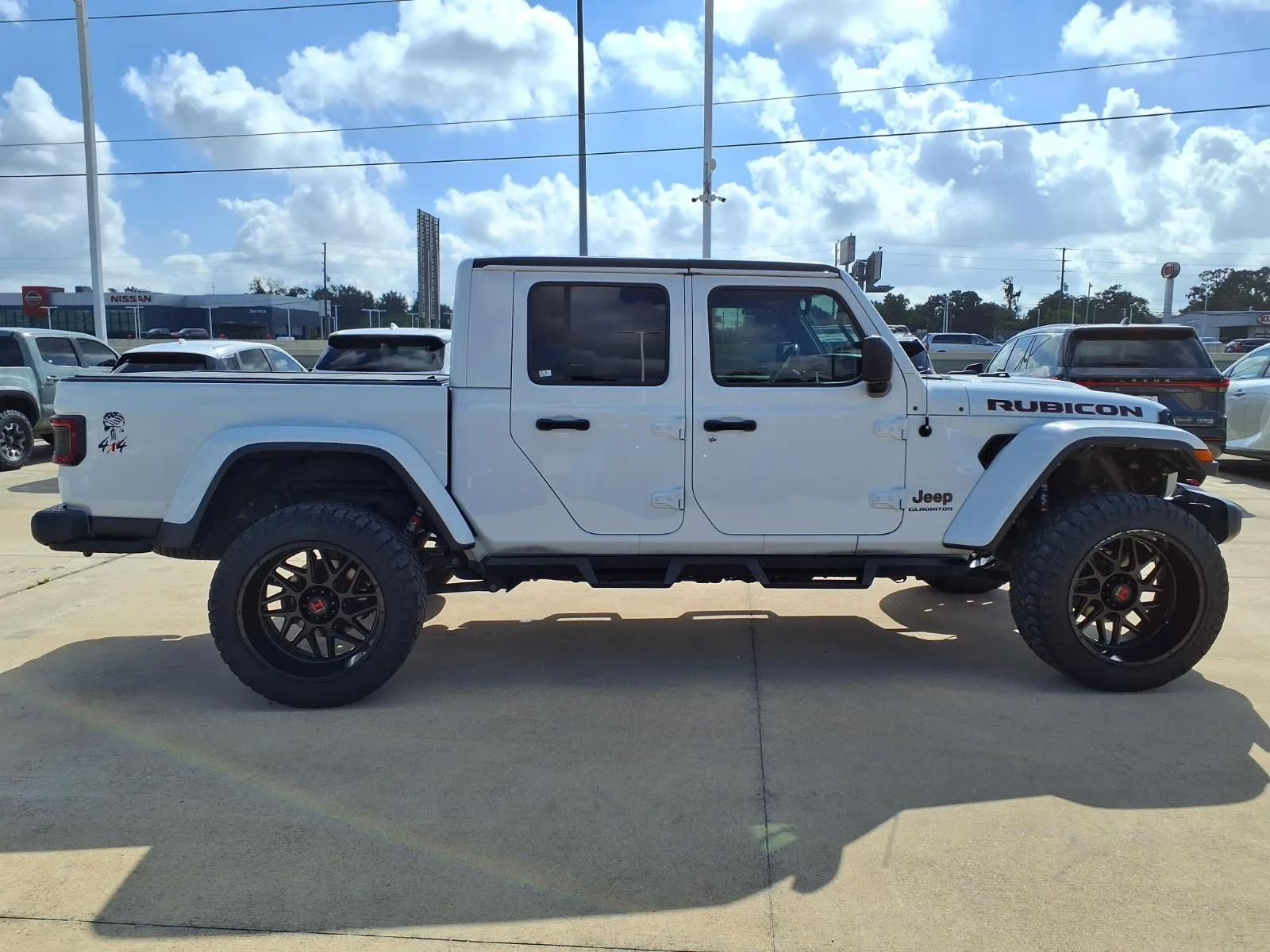 Used 2022 White Jeep Rubicon image 5
