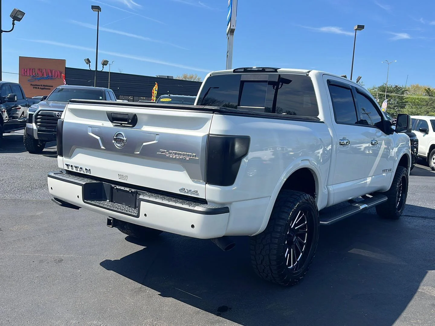Used 2021 Pearl White Nissan Platinum Reserve image 5