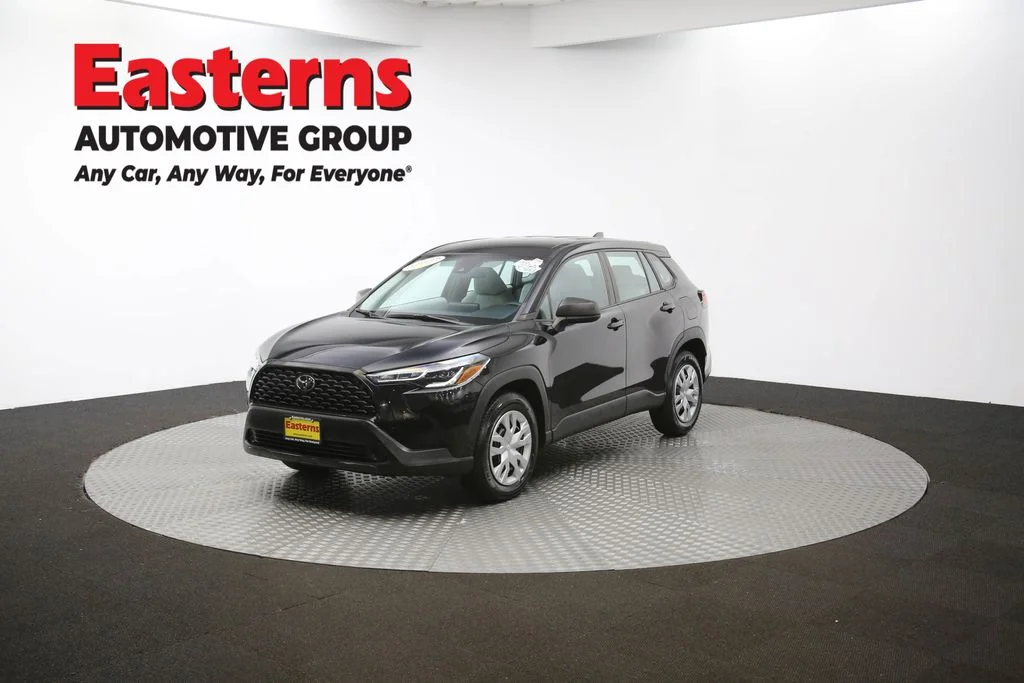 Used 2022 Black Toyota L image 53