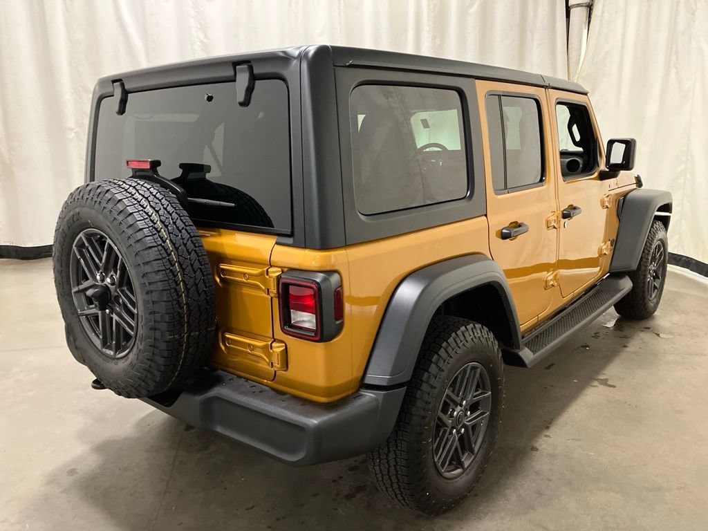 New 2026 Goldilocks Exterior Paint Jeep Sport S image 25