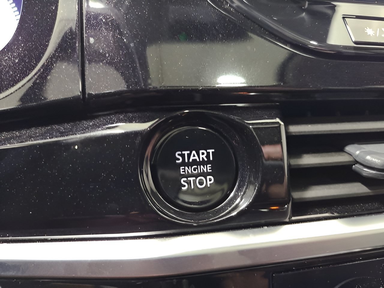 Used 2025 Baja Storm Nissan Platinum image 37