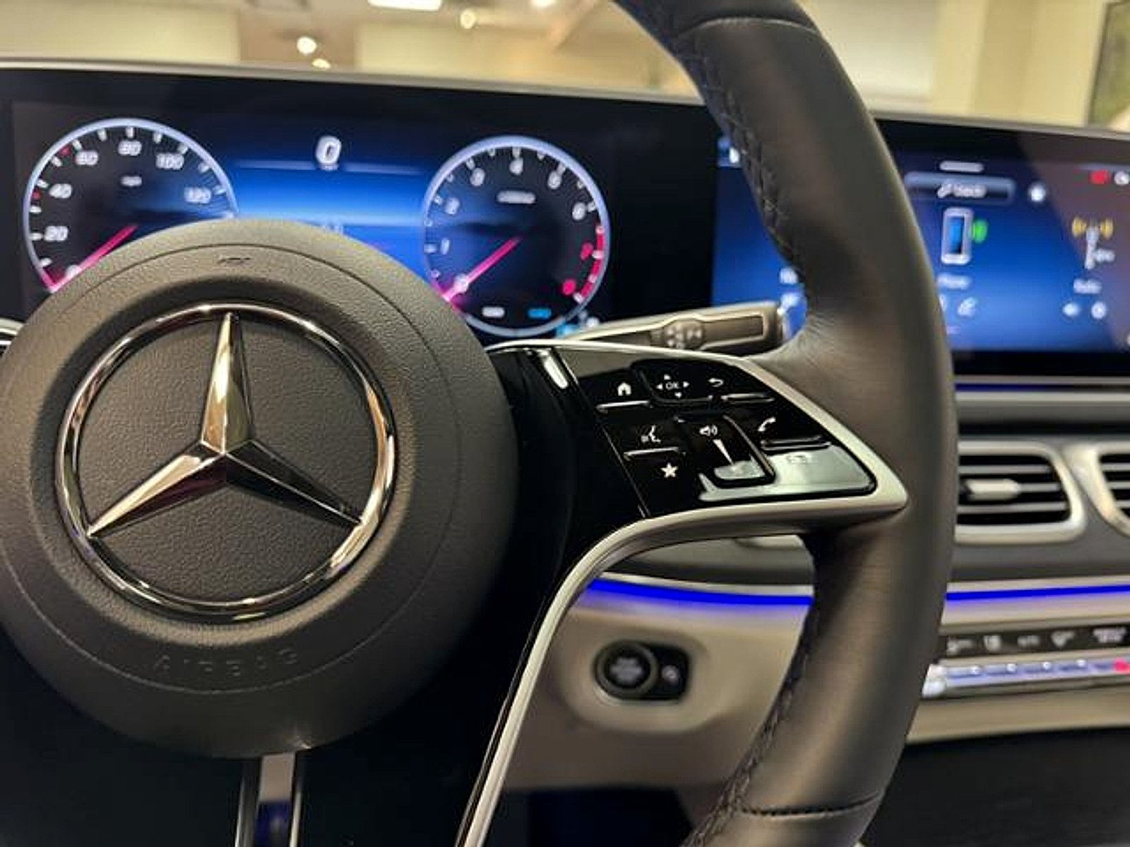 Certified Used 2026 Polar White Mercedes-Benz  image 18