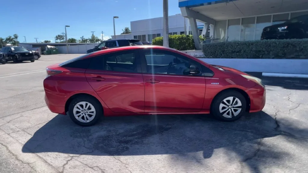 Used 2017 Red Toyota Four image 2