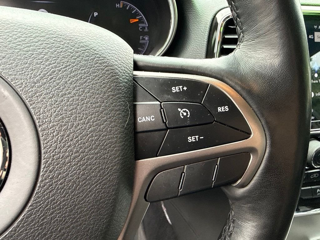 Used 2021 White Jeep Laredo X image 27