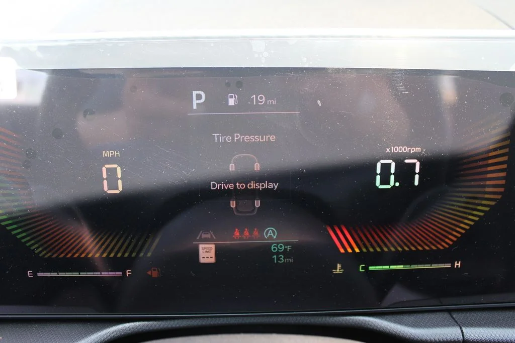 New 2026 White Kia LX image 39