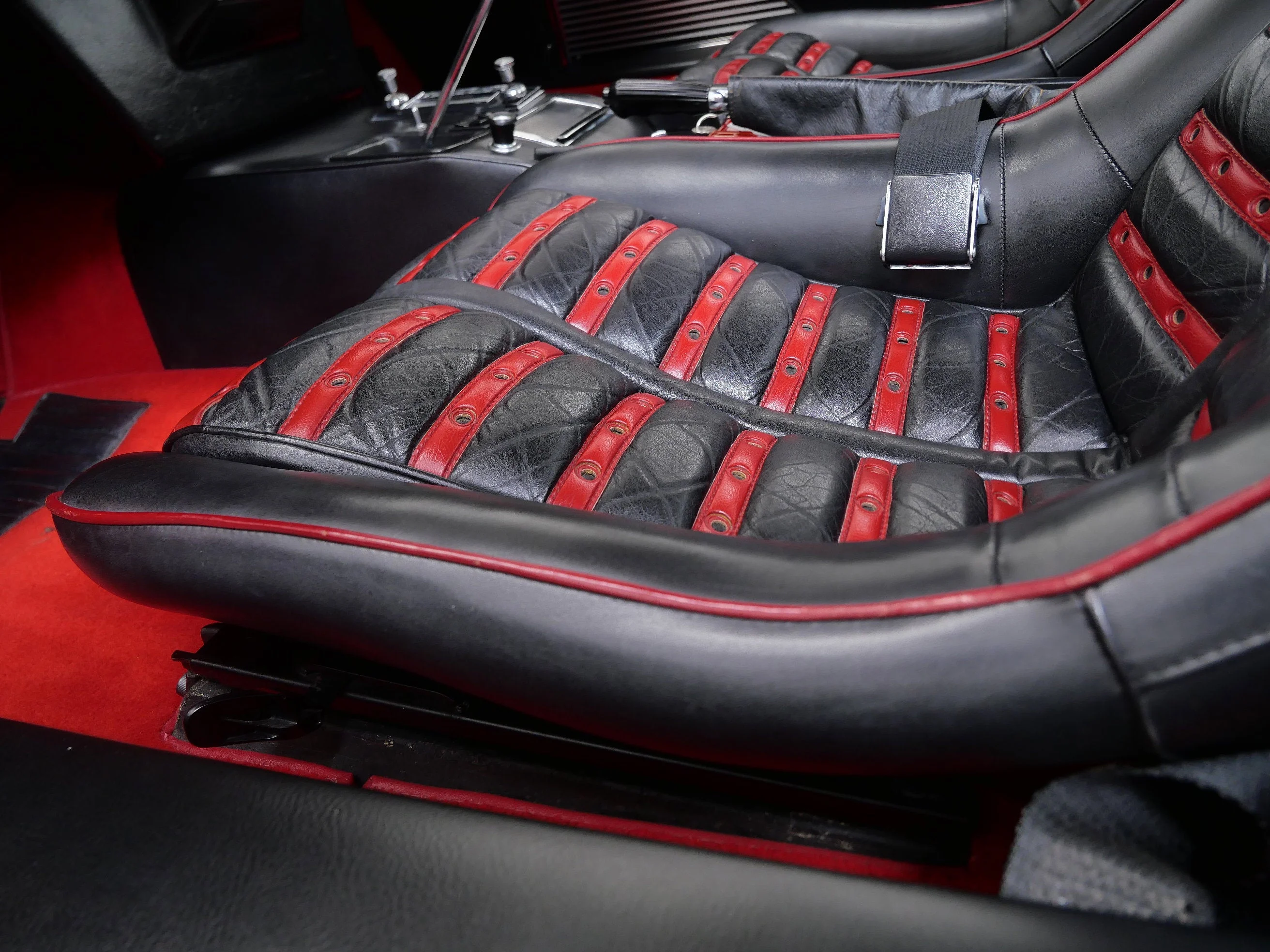 Used 1971 Rosso Chiaro Ferrari  image 23