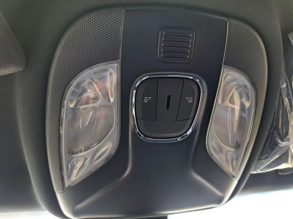 New 2026 Blue Jeep Latitude image 19
