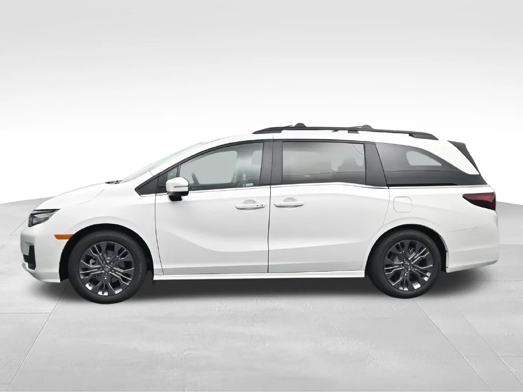 New 2027 Platinum White Pearl Honda Touring image 8