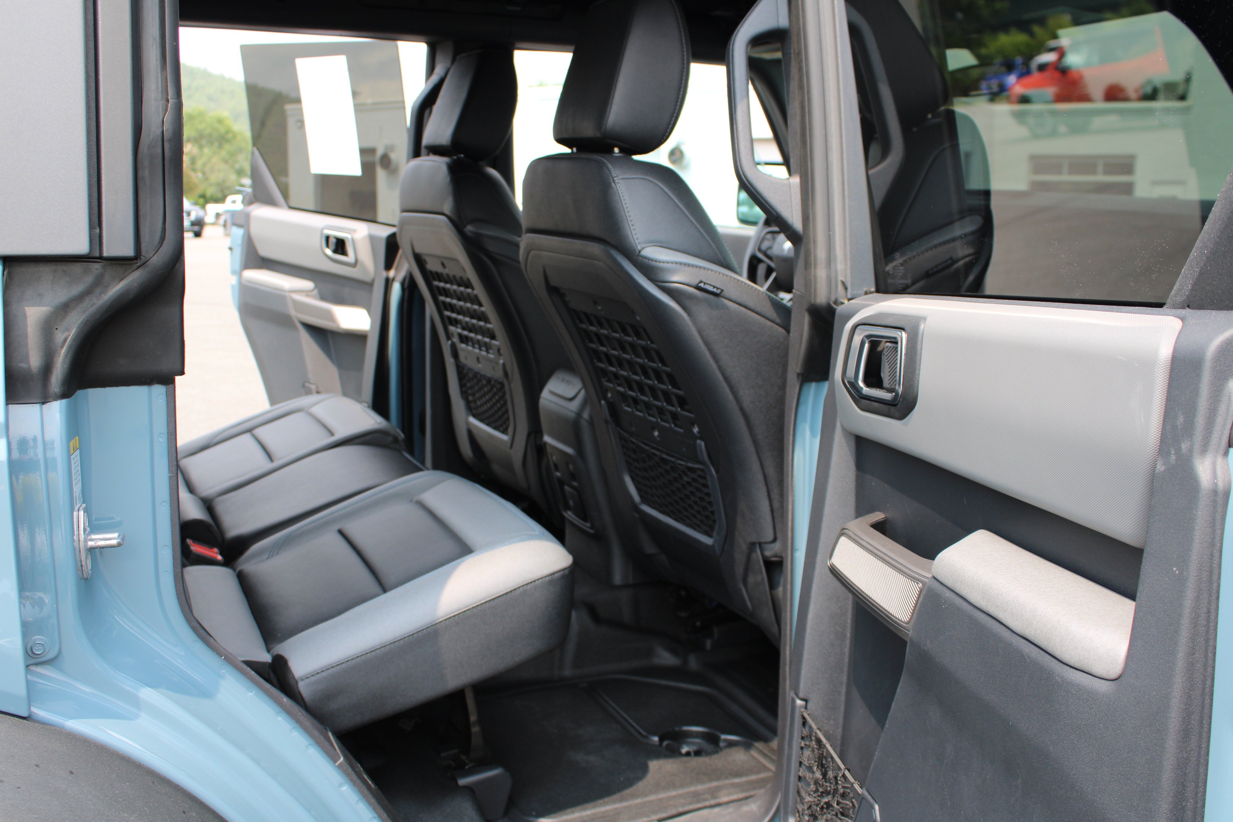 Used 2023 Blue Ford  image 19