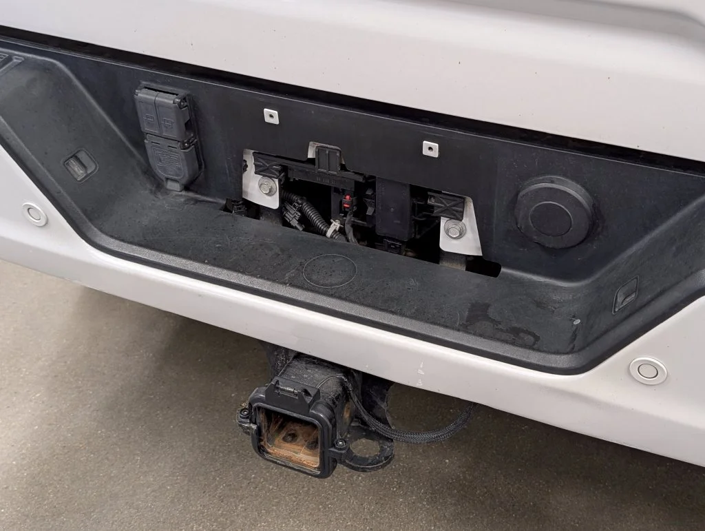 Used 2022 White Frost Tricoat GMC Denali image 28