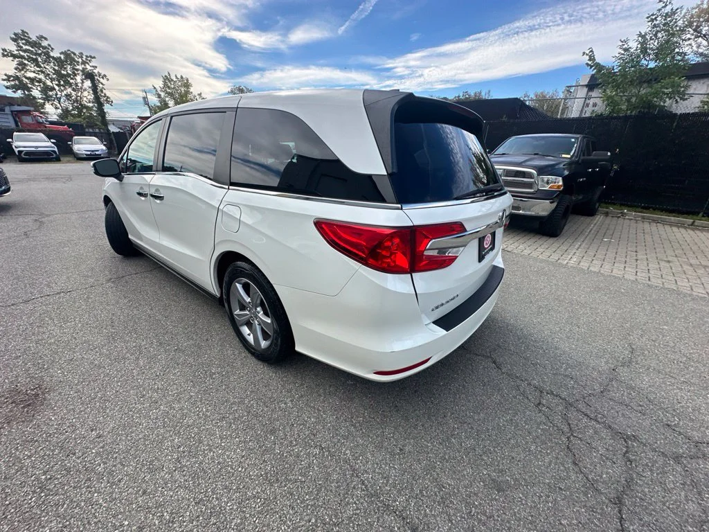 Used 2018  Honda EX-L image 4