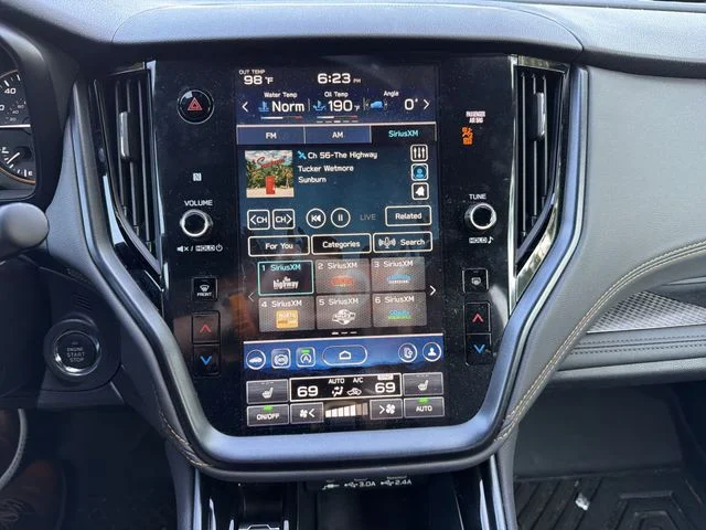 Used 2025 Green Subaru Wilderness image 16