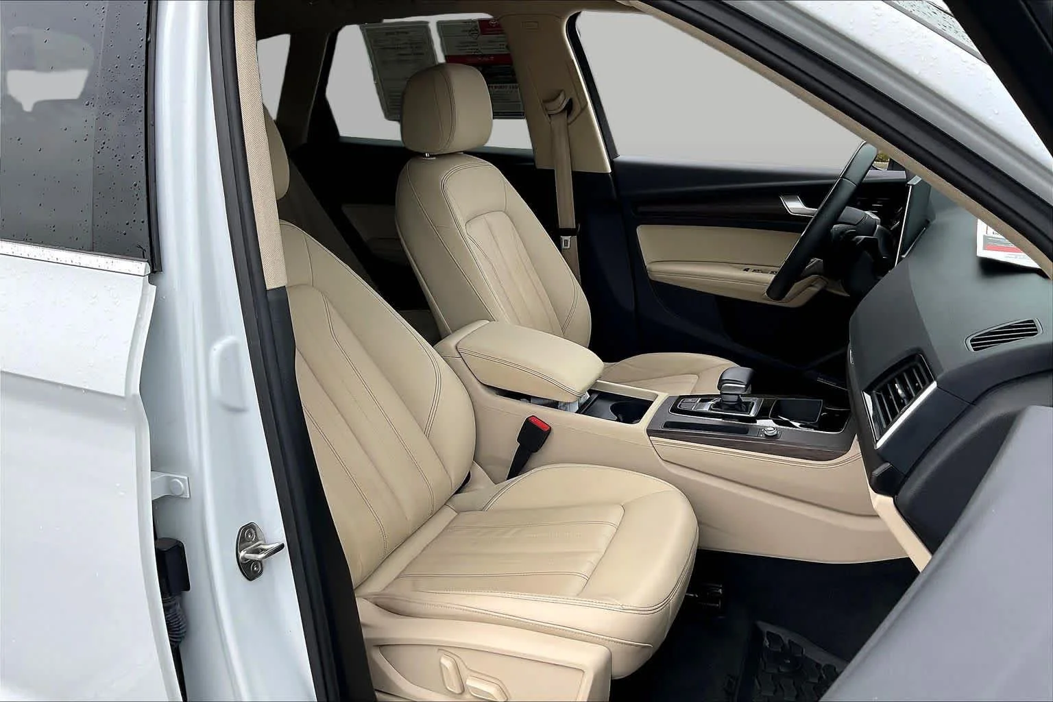 Used 2023 Ibis White Audi Premium Plus image 17