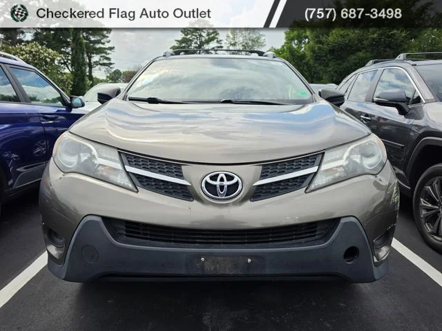 Used 2014 Pyrite Mica Toyota LE image 2