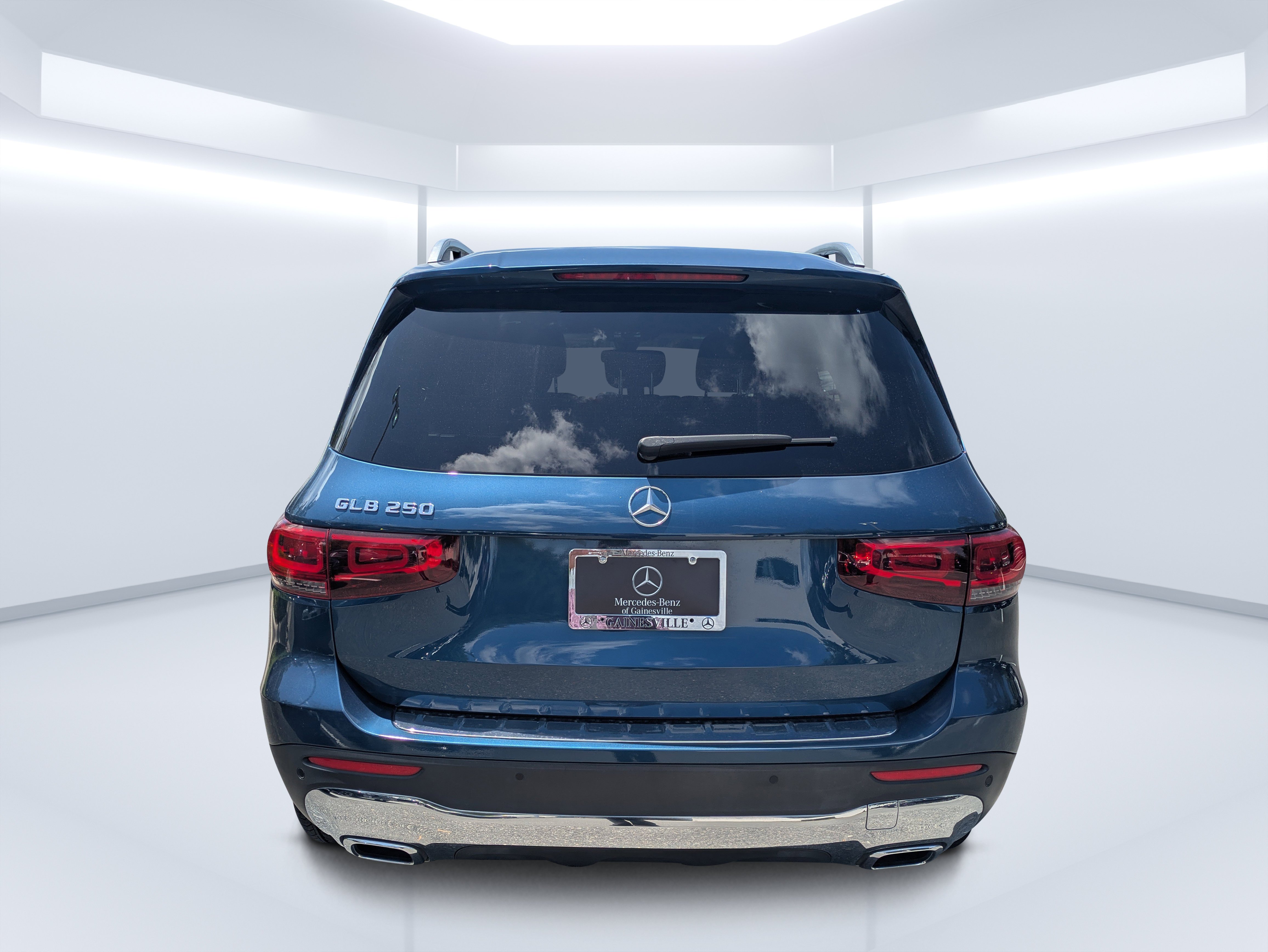 Certified Used 2021 Denim Blue Metallic Mercedes-Benz GLB 250 image 4