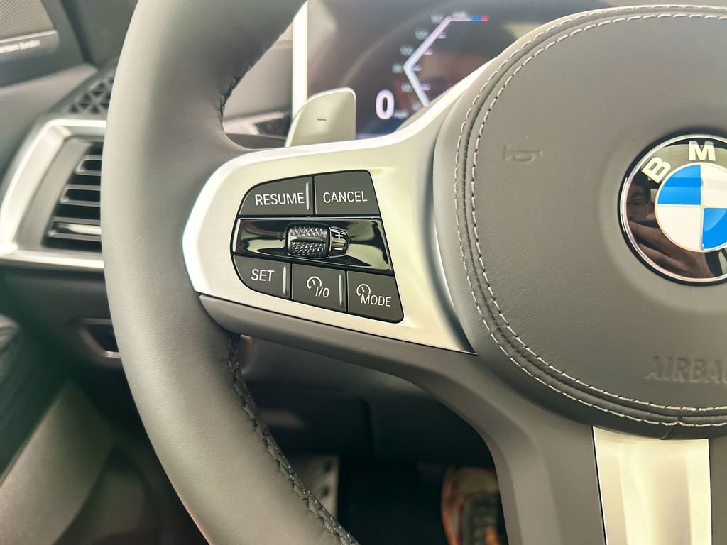 New 2027 Green Metallic BMW xDrive40i image 11