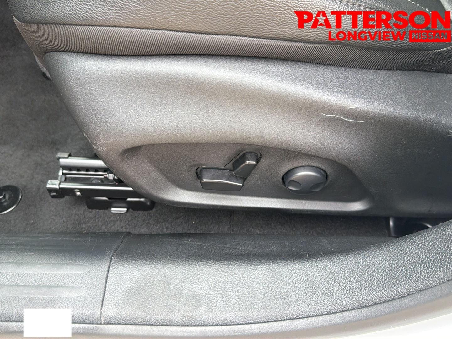 Used 2025 Bright White Clearcoat Jeep Limited image 19
