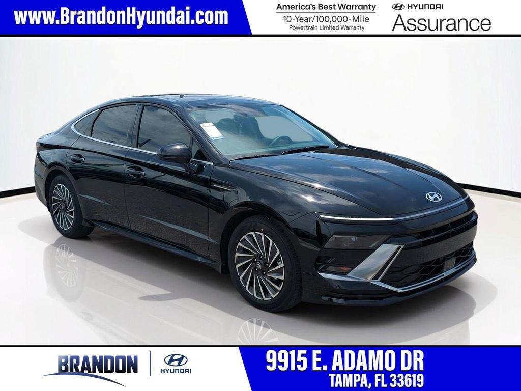 New 2026 Black Hyundai SEL image 1