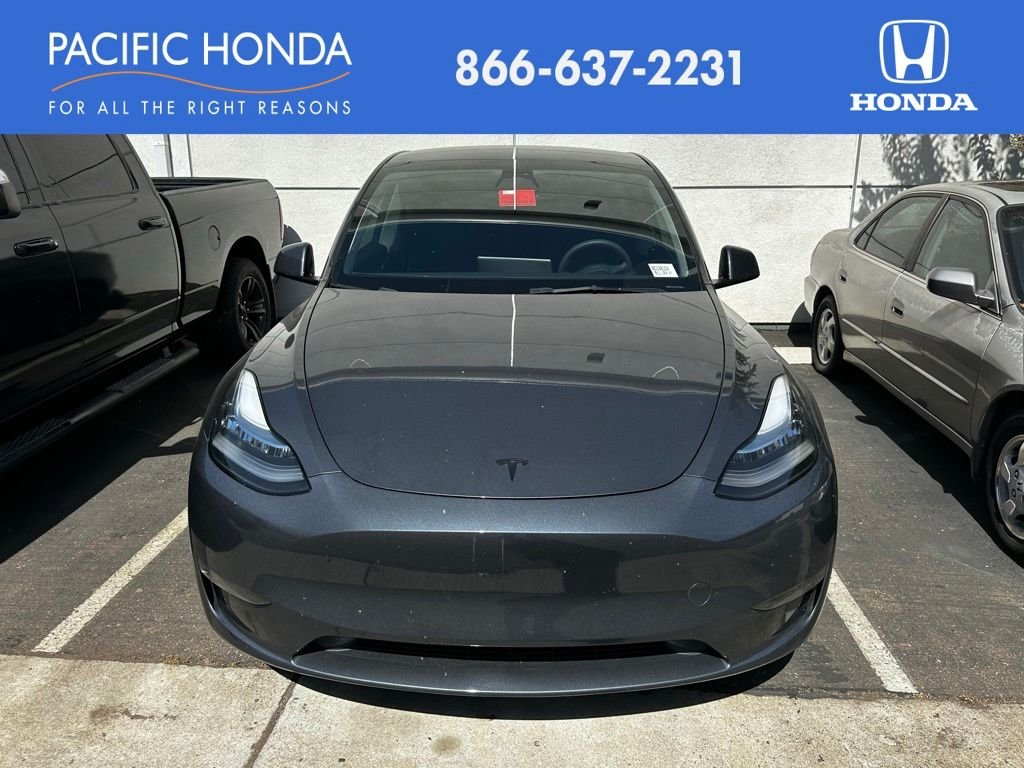 2023 Tesla Model Y Long Range Dual Motor All-Wheel Drive's photo