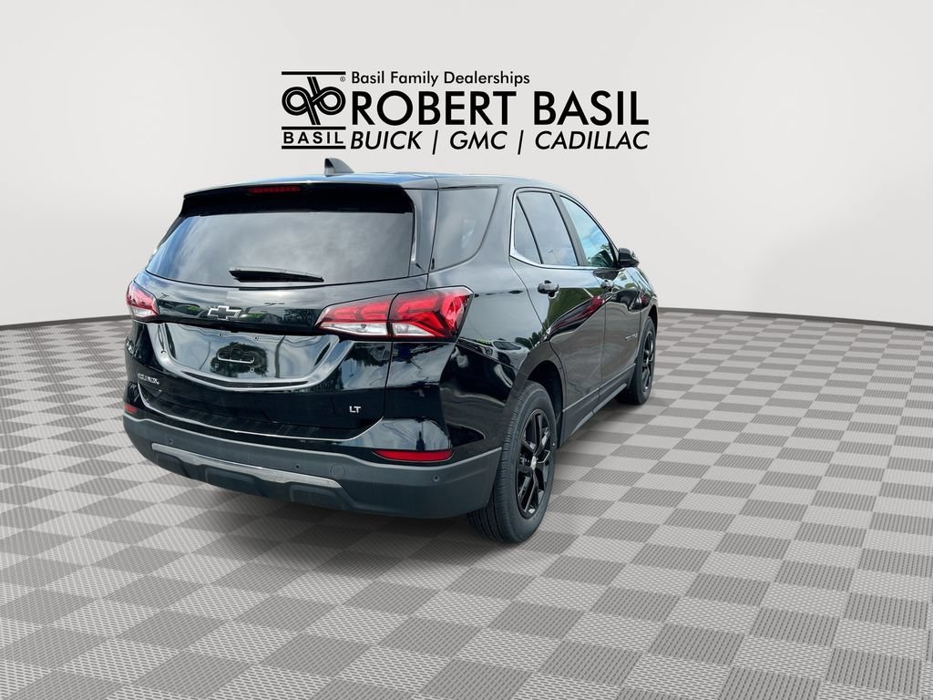 Used 2022 MOSAIC BLACK METALLIC Chevrolet LT image 8