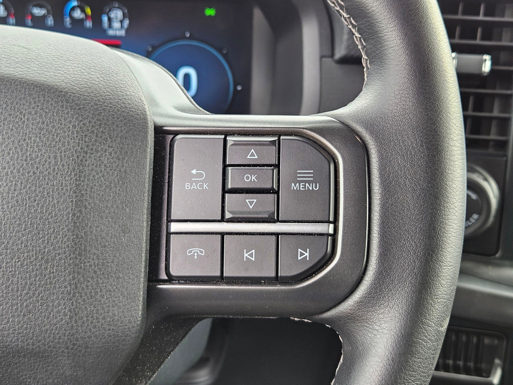 Used 2024 Blue Ford XLT image 17