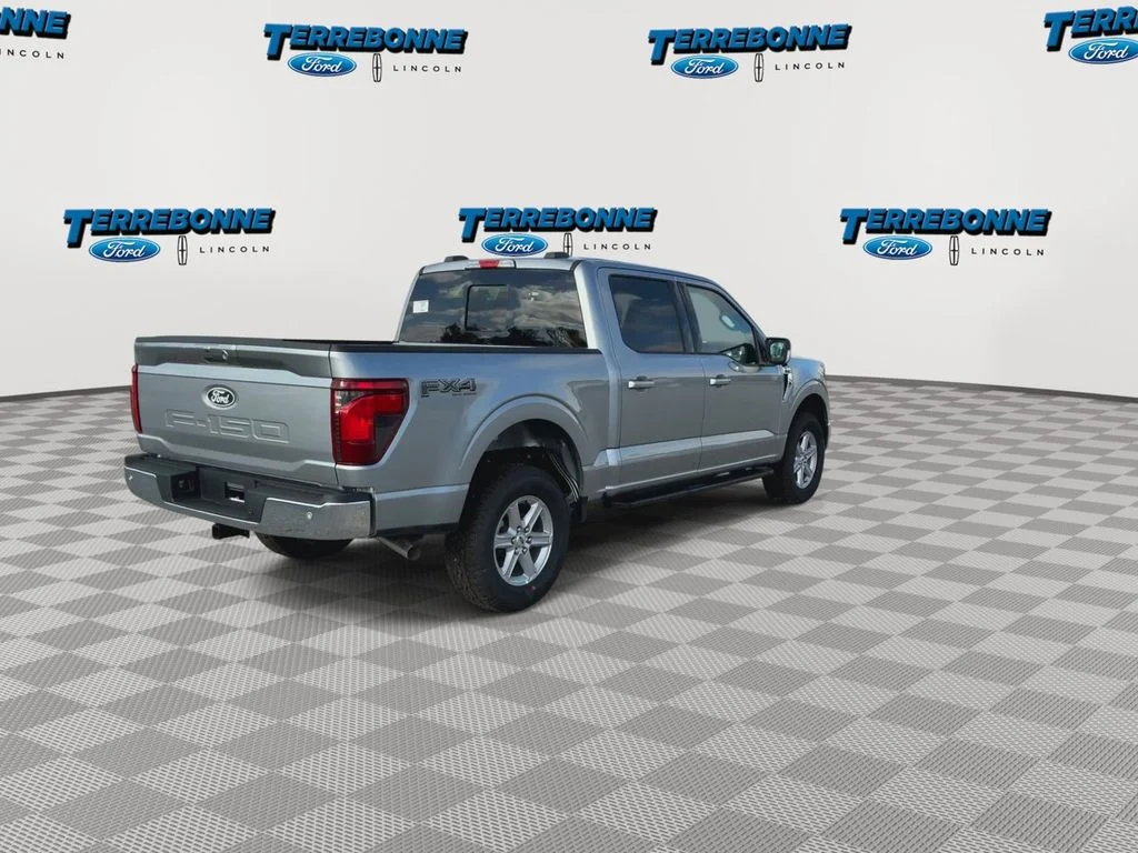 New 2026 Iconic Silver Metallic Ford XLT image 8