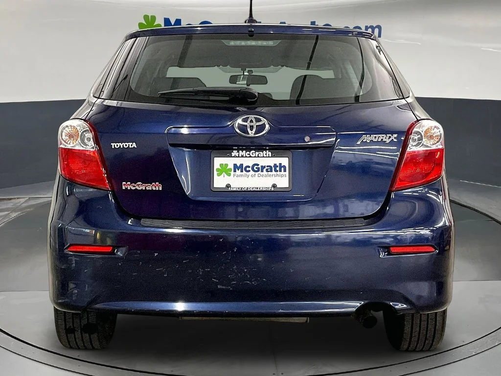 Used 2009 Black Toyota Base image 6