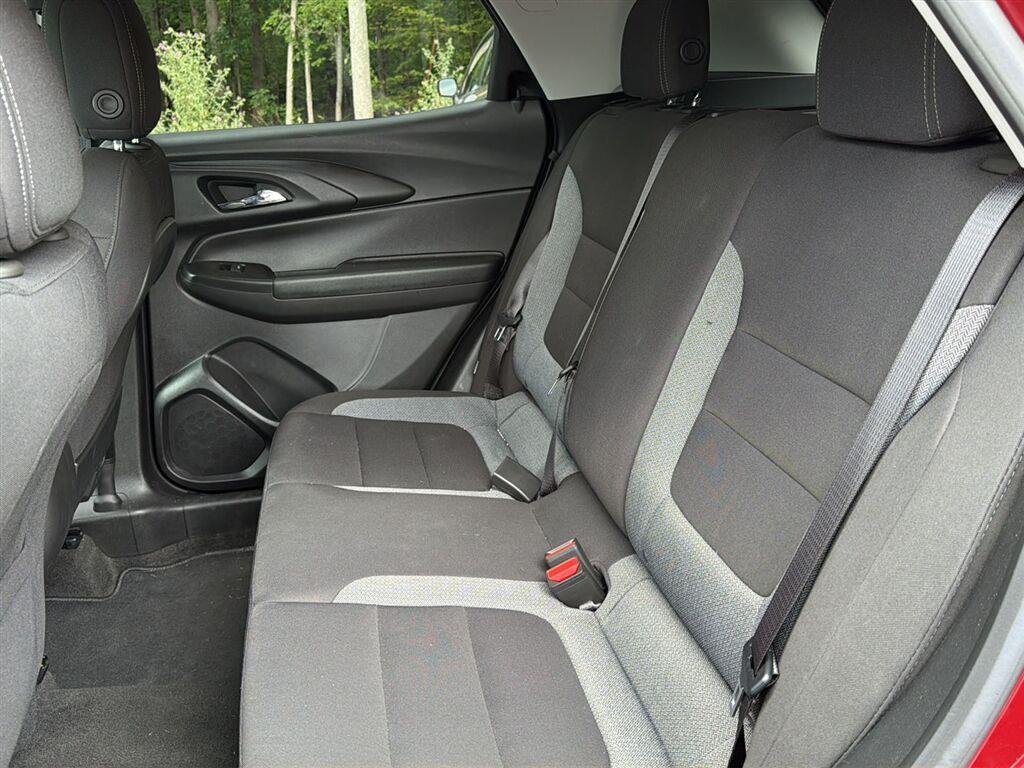 Used 2024 Crimson Metallic Chevrolet LT image 13