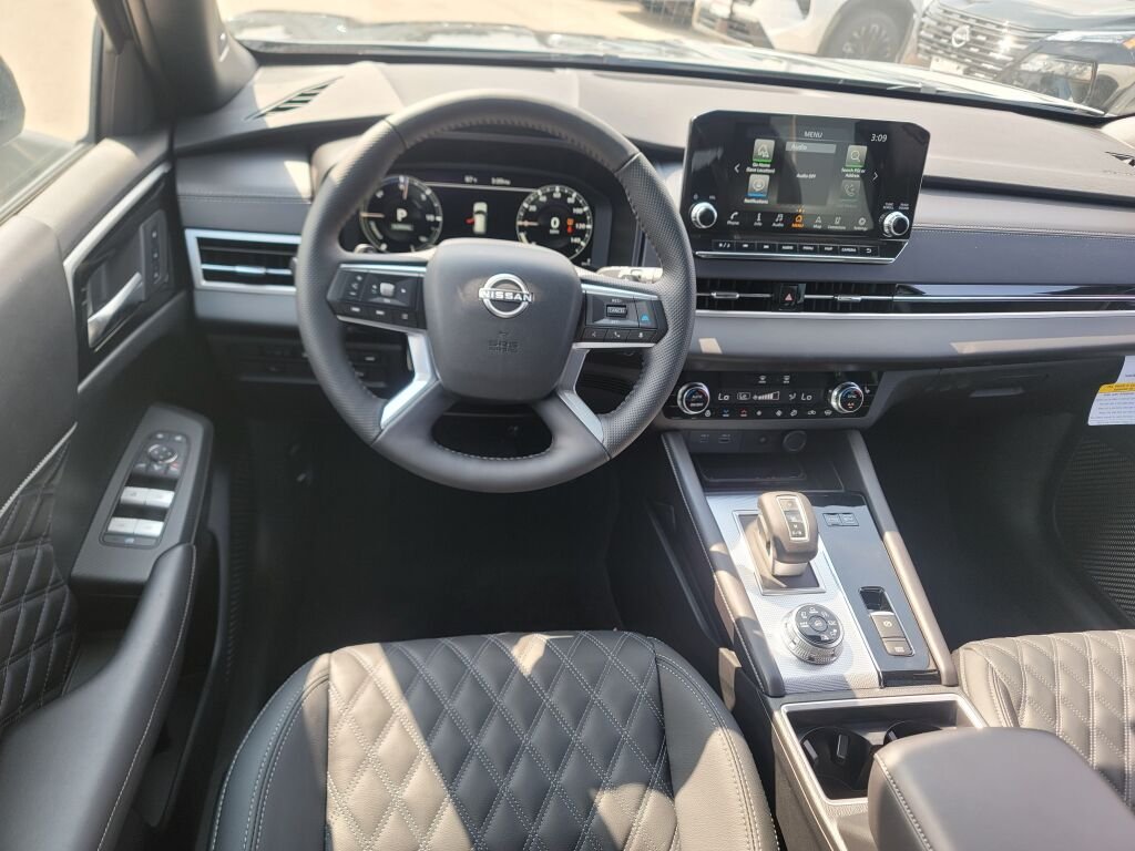 New 2026 Black Nissan Platinum image 16