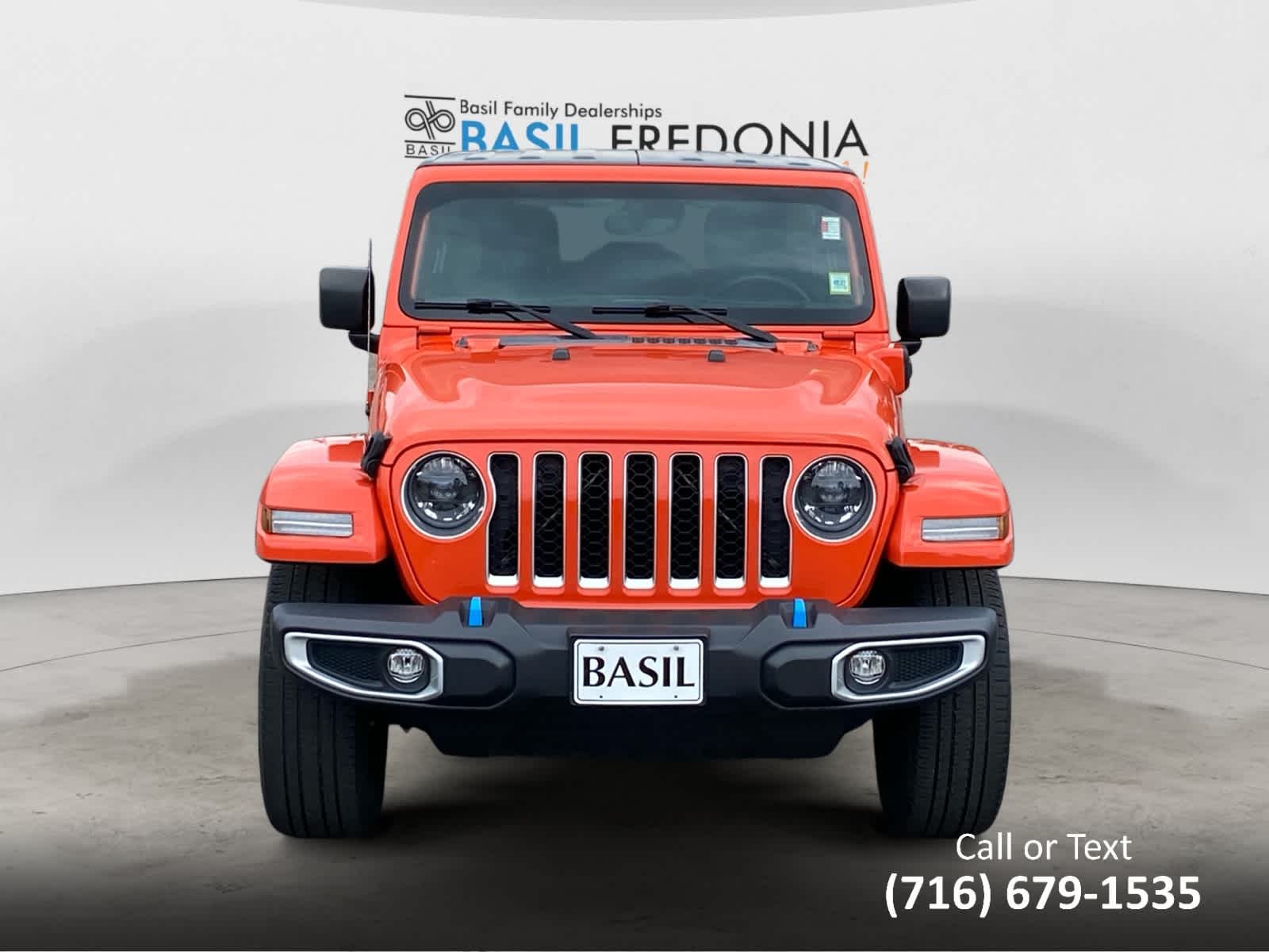 Used 2023 Punkn Metallic Clearcoat Jeep Sahara image 18