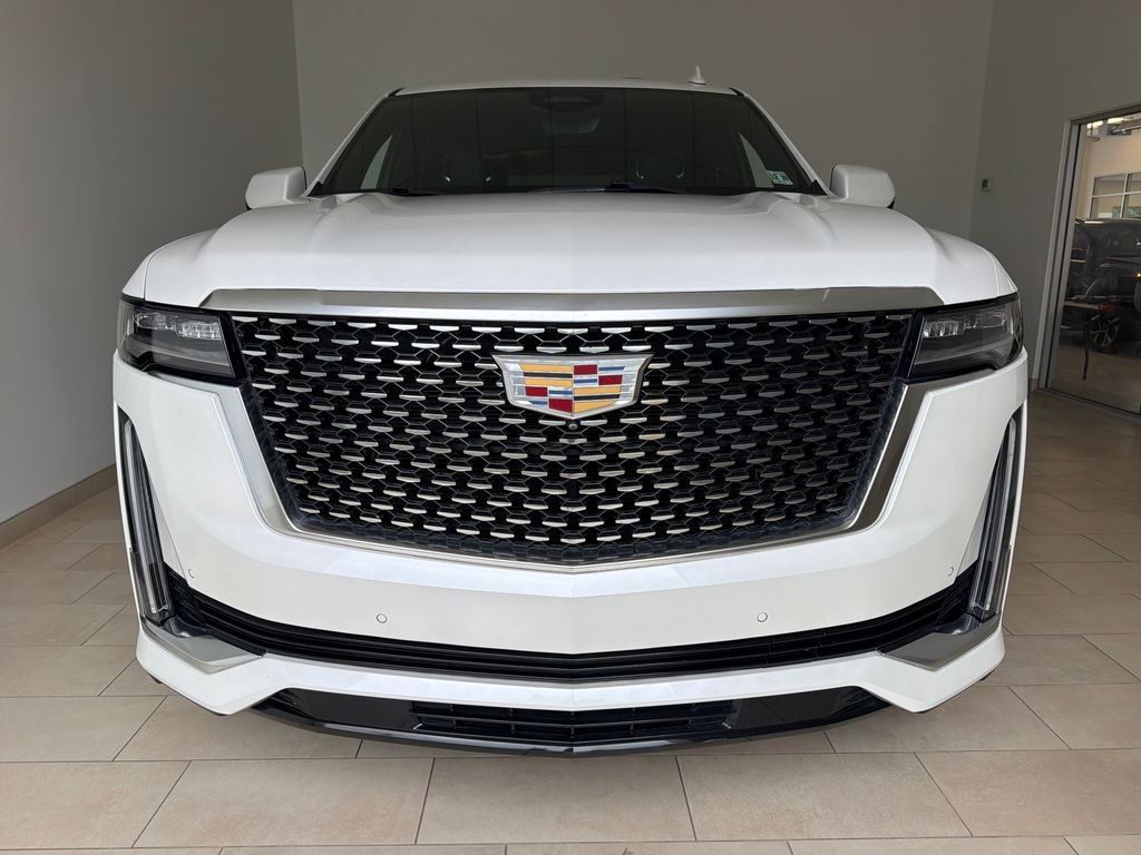 Used 2022 White Cadillac Premium Luxury image 3