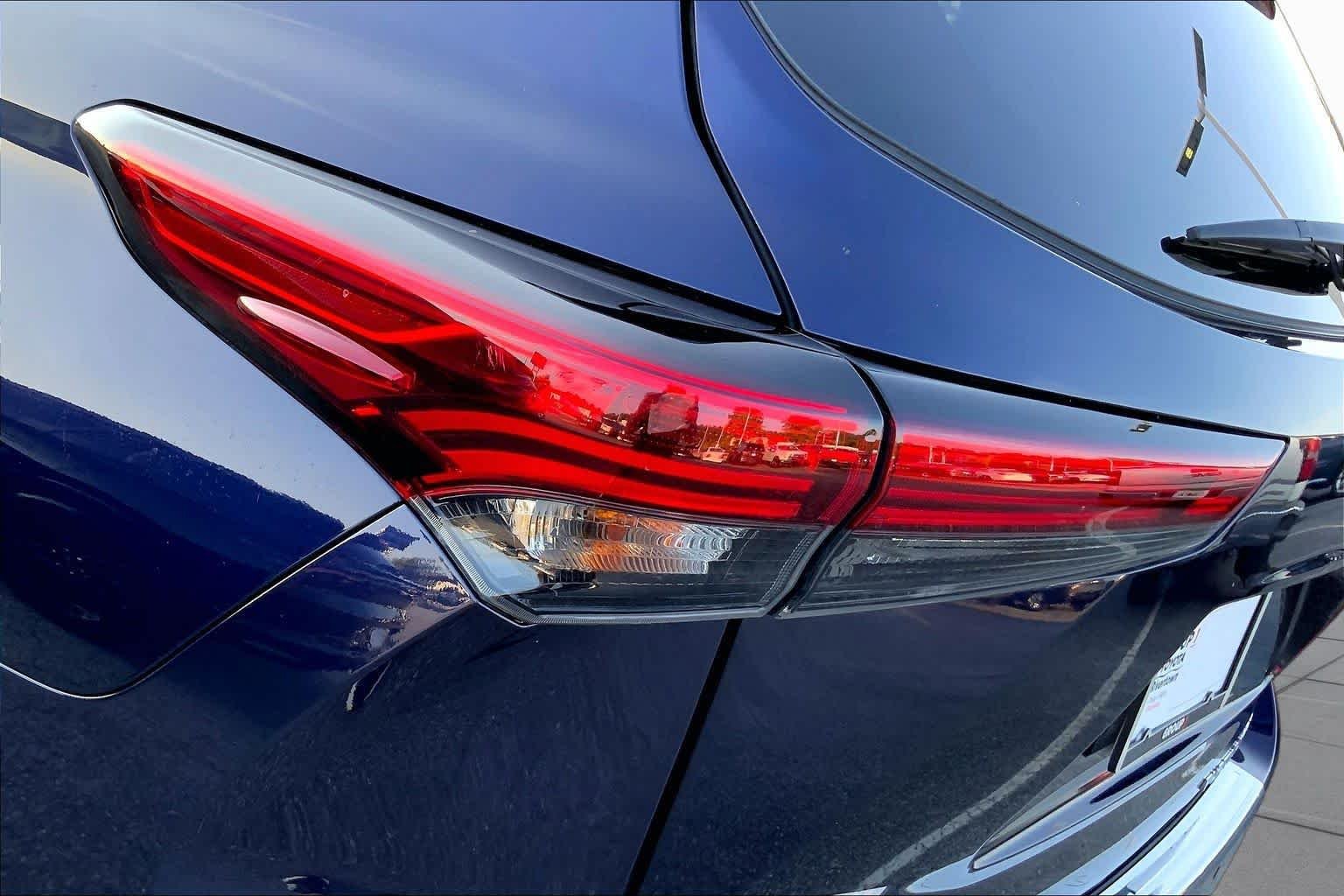 Used 2022 Blueprint Toyota Platinum image 25