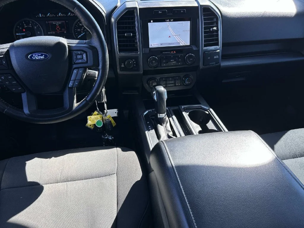 Used 2019 Black Ford XLT image 9